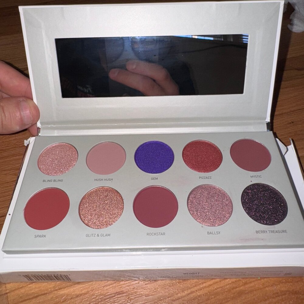 Morphe X Jaclyn Hill Eyeshadow Palette in Bling Boss 10 color shades with Mirror